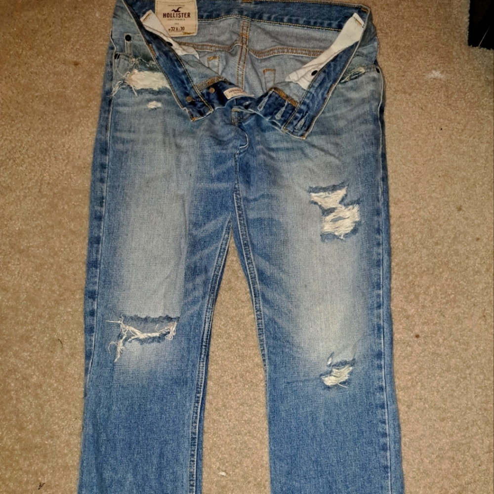 Hollister Ripped Jeans